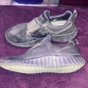 Black sketchers size U.S 9 U.K.8